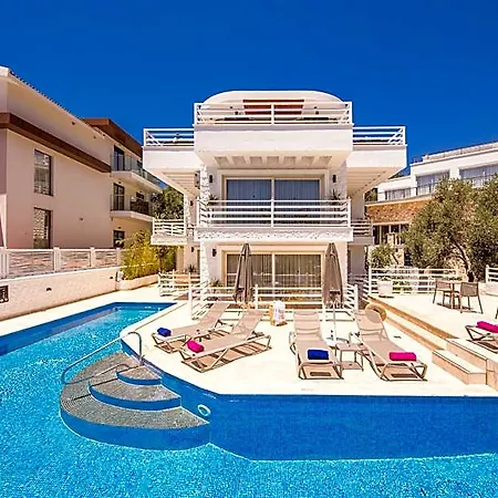 Kalkan Saray Hotel 4*