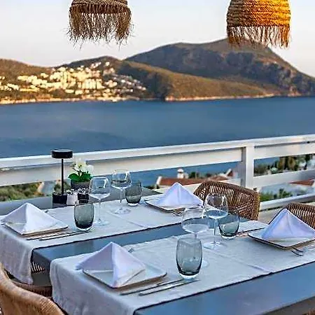 Kalkan Saray Hotel 4*