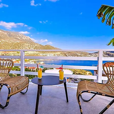Kalkan Saray