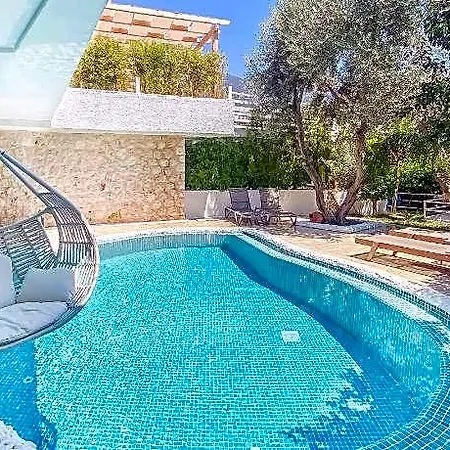 Kalkan Saray Hotel Gombe